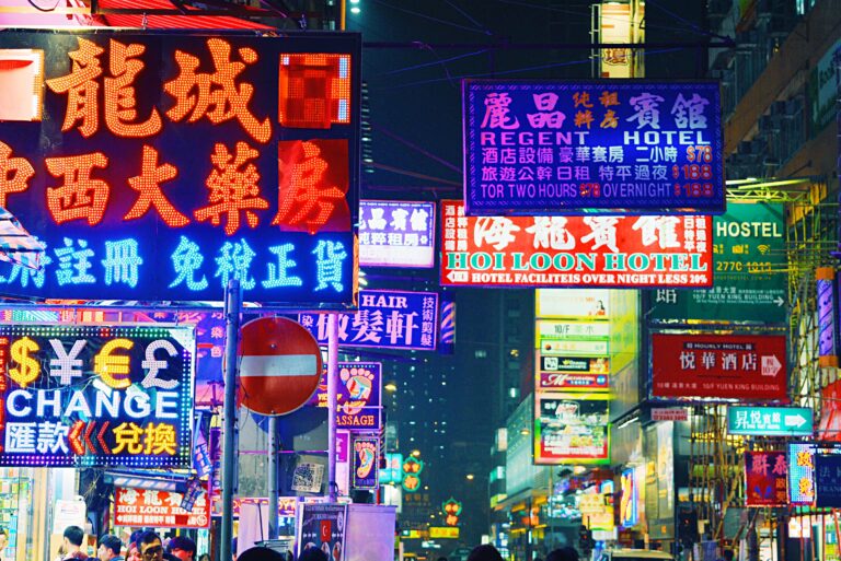 Travel blogger Alexander Jawinski takes his community on a fascinating journey through Japan.